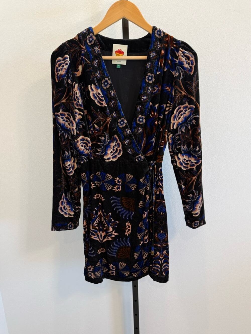 FARM Rio Arabesque Mix Scarves Wrap Velvet Mini Dress XS Vacay Dark Romantic